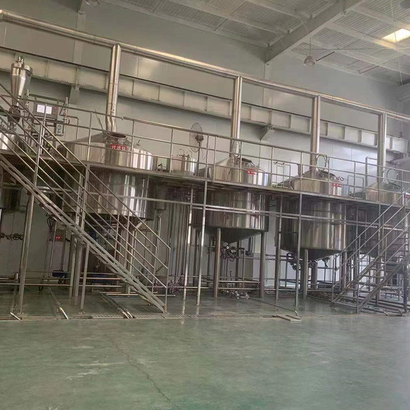 峨蔓镇精酿啤酒设备厂—平面布置、设备设计、制造、调试、培训等一条龙服务_COPY