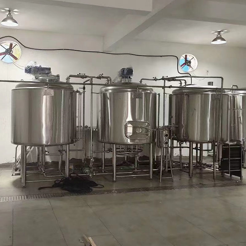 峨蔓镇精酿啤酒设备厂—如何延长精酿啤酒设备的使用寿命